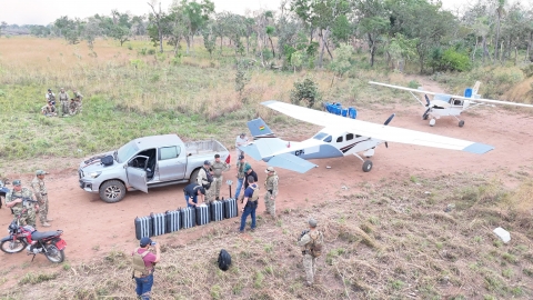 Tras enfrentamiento, SENAD incauta dos aeronaves con cocaína, vehículos y armas en una pista clandestina