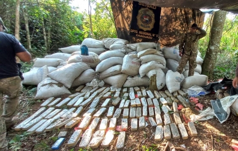 Destruimos más de 8 toneladas de marihuana durante operativo en Caaguazú