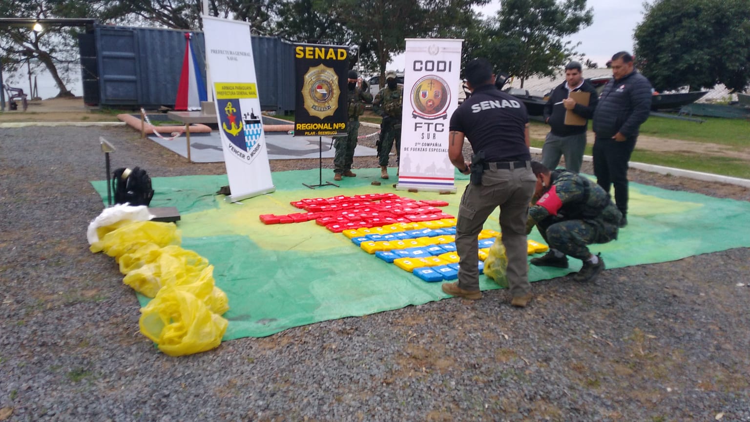 CONTROLES FLUVIALES EN ÑEMBUCÚ FRUSTRAN ENVÍO DE MARIHUANA HACIA ARGENTINA.